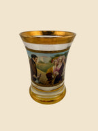 Biedermeier Schubert-Becher aus Glas mit Franz Schubert und drei Damen, polychrome Figurenmalerei und Goldstaffage