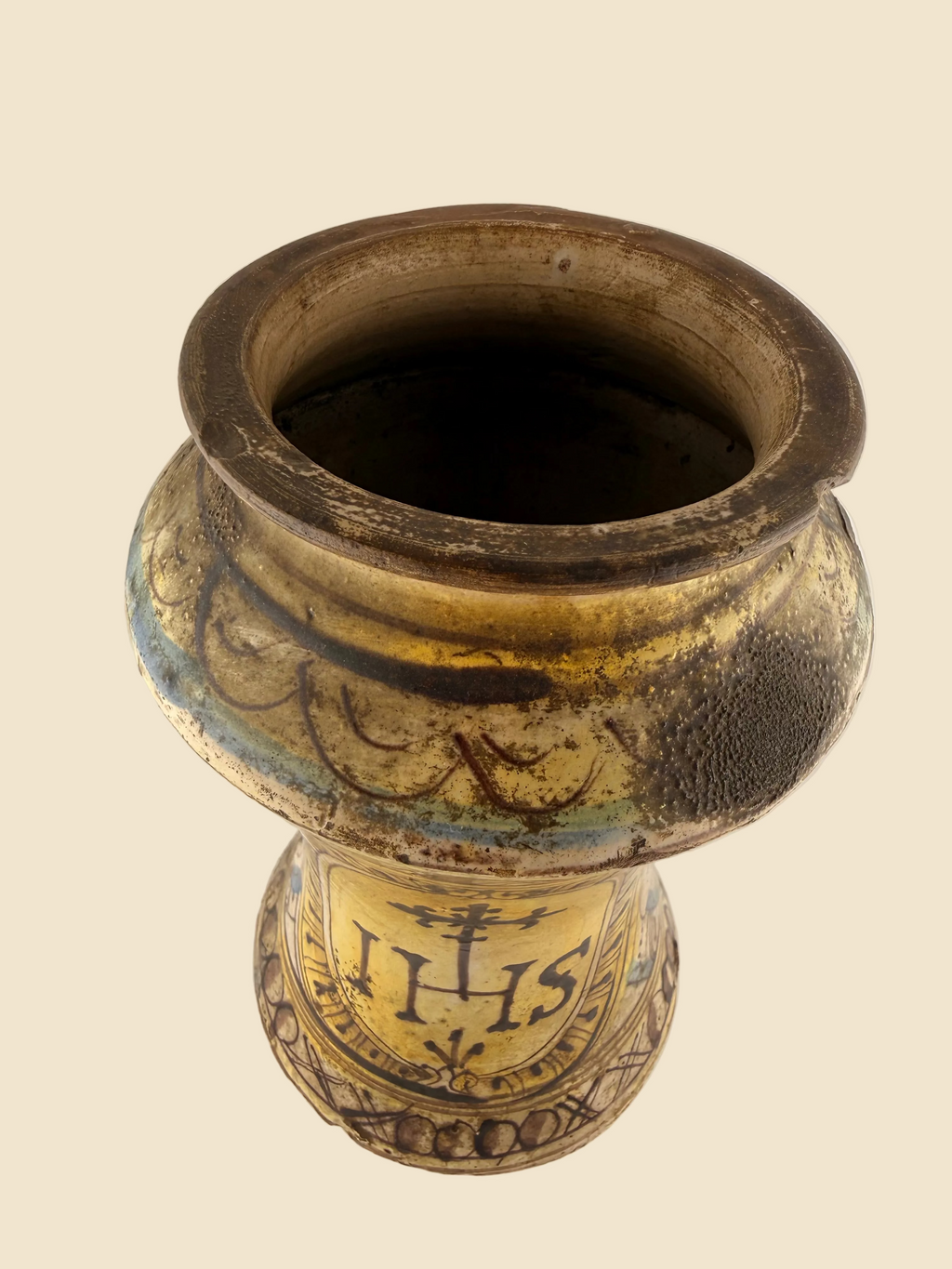 Mündung und Innenansicht des italienischen Maiolica-Albarello aus dem 16. Jahrhundert