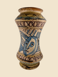 Italienischer Maiolica-Albarello des 16. Jahrhunderts mit stilisiertem Profilbildnis
